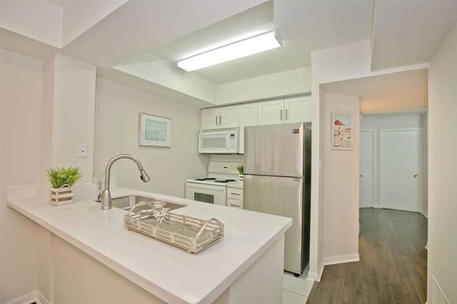661 - 3 Everson Dr, Townhouse with 2 bedrooms, 1 bathrooms and 1 parking in Toronto ON | Image 22