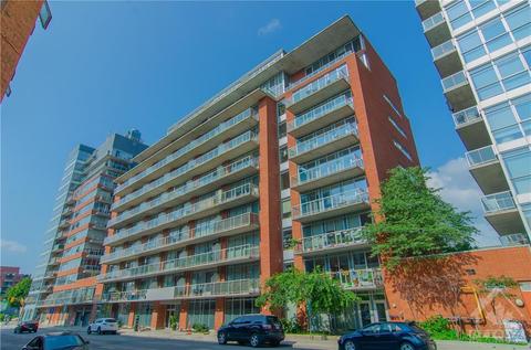 405 - 383 Cumberland Street, Condo with 1 bedrooms, 1 bathrooms and 1 parking in Ottawa ON | Card Image