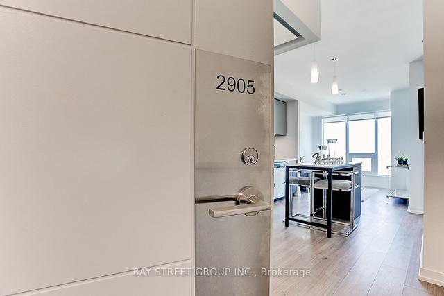 2905 - 203 College St, Condo with 1 bedrooms, 2 bathrooms and 0 parking in Toronto ON | Image 9
