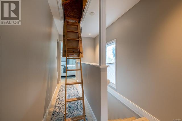 309 Bella St, House detached with 2 bedrooms, 3 bathrooms and 1 parking in Victoria BC | Image 32
