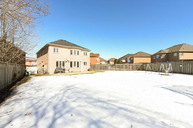 8 Moss Creek Crt, House detached with 5 bedrooms, 6 bathrooms and 7 parking in Brampton ON | Image 32
