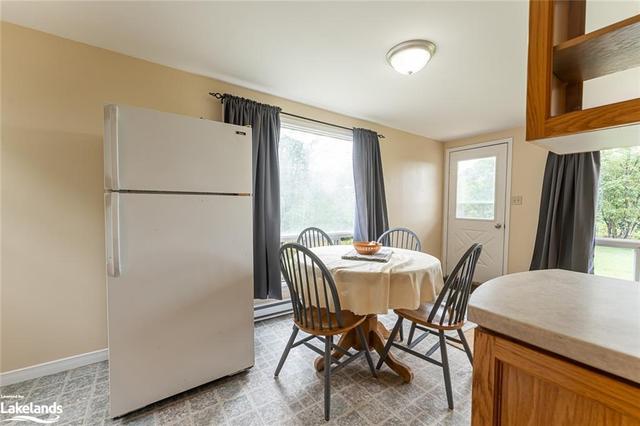 1143 Lakeshore Road, House detached with 2 bedrooms, 2 bathrooms and 4 parking in Highlands East ON | Image 1