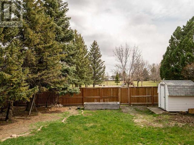 71 Laval Road W, House detached with 3 bedrooms, 3 bathrooms and 2 parking in Lethbridge AB | Image 44