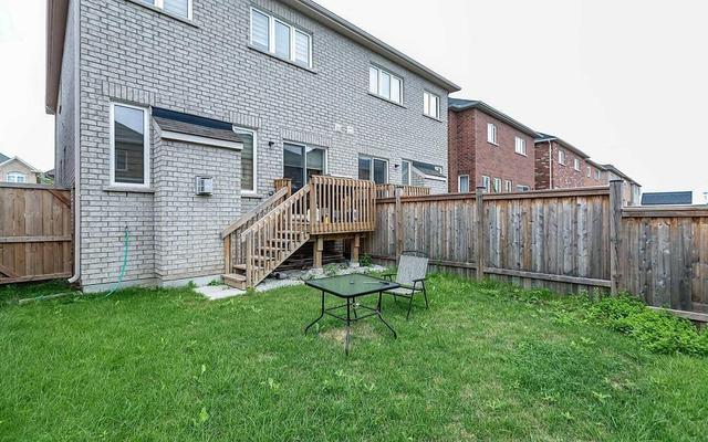 13 Selsdon St, House semidetached with 3 bedrooms, 4 bathrooms and 2 parking in Brampton ON | Image 20