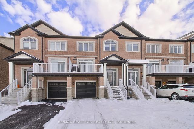 81 Seguin St, House attached with 3 bedrooms, 4 bathrooms and 2 parking in Richmond Hill ON | Image 12