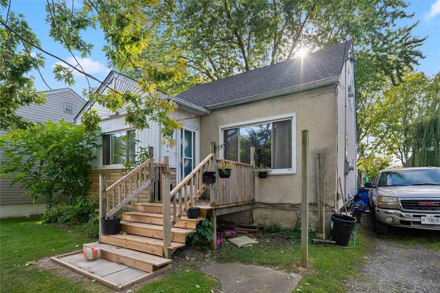 42 Union St, House detached with 3 bedrooms, 1 bathrooms and 2 parking in St. Catharines ON | Image 12