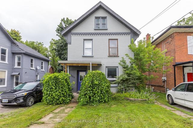 584 George St N, House detached with 4 bedrooms, 2 bathrooms and 3 parking in Peterborough ON | Image 1