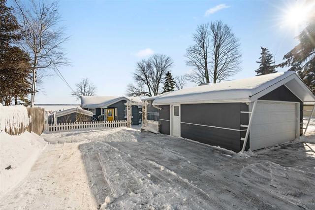 901 Adams Rd, House detached with 3 bedrooms, 2 bathrooms and 8 parking in Innisfil ON | Image 12
