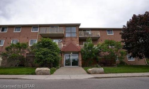 304 - 1580 Ernest Avenue, House attached with 3 bedrooms, 1 bathrooms and null parking in London ON | Image 1
