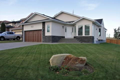 103 Signal Hill Court Sw, House detached with 5 bedrooms, 3 bathrooms and 6 parking in Calgary AB | Card Image