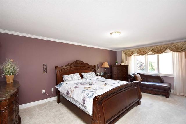 6 Tristan Crt, House detached with 4 bedrooms, 5 bathrooms and 6 parking in Brampton ON | Image 10