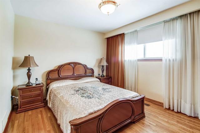 101 Andrew Park, House semidetached with 3 bedrooms, 2 bathrooms and 5 parking in Vaughan ON | Image 22