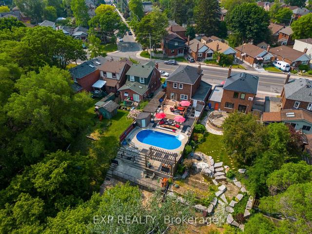 497 Donlands Ave, House detached with 3 bedrooms, 2 bathrooms and 3 parking in Toronto ON | Image 33