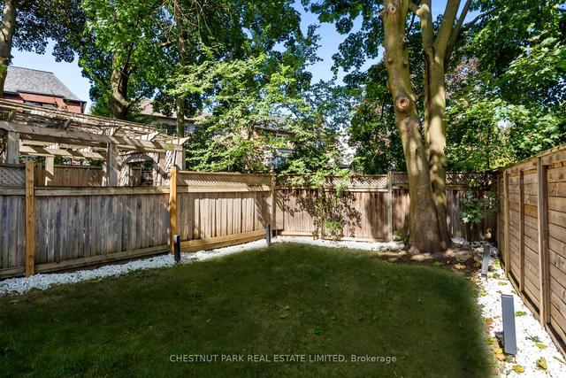 4 Douglas Cres, House detached with 4 bedrooms, 5 bathrooms and 4 parking in Toronto ON | Image 30