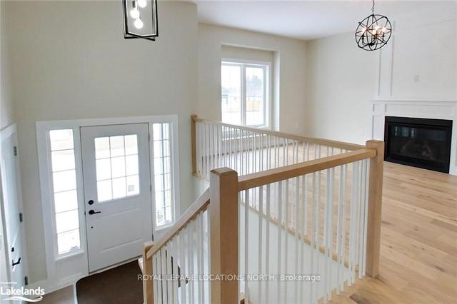 19 Gordon Cres, House detached with 5 bedrooms, 3 bathrooms and 6 parking in Meaford ON | Image 12