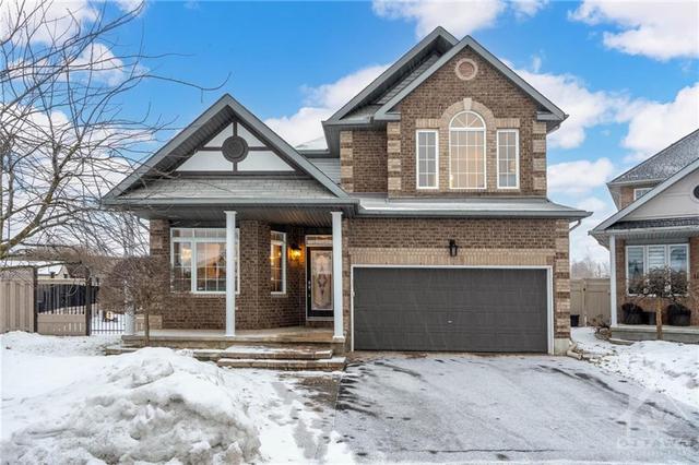 139 Grandpark Circle, House detached with 3 bedrooms, 3 bathrooms and 4 parking in Ottawa ON | Card Image