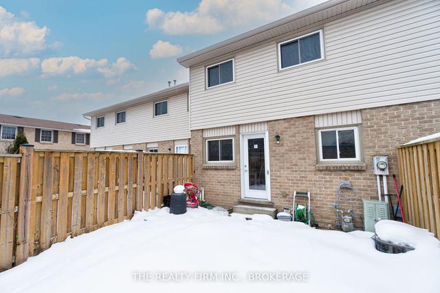 90 - 1725 Ernest Ave, Townhouse with 3 bedrooms, 2 bathrooms and 1 parking in London ON | Image 10