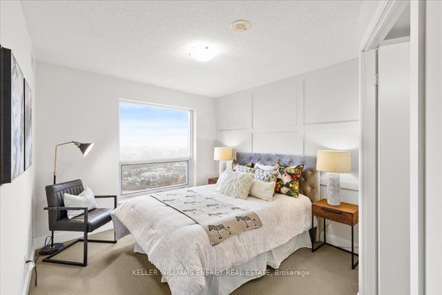 2722 - 135 Village Green Sq, Condo with 2 bedrooms, 2 bathrooms and 1 parking in Toronto ON | Image 2