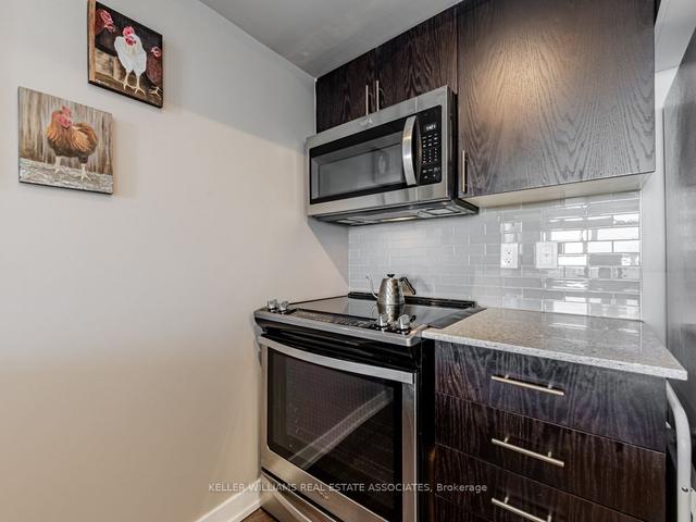 918 - 8 Trent Ave, Condo with 1 bedrooms, 1 bathrooms and 0 parking in Toronto ON | Image 15