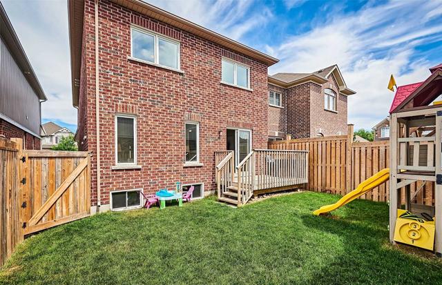 50 Arthur Trewin St, House detached with 3 bedrooms, 3 bathrooms and 5 parking in Clarington ON | Image 28