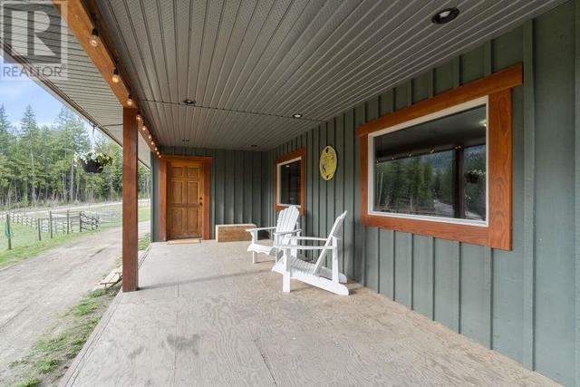 2679 White Lake Road, House detached with 3 bedrooms, 1 bathrooms and 10 parking in Columbia Shuswap C BC | Image 48