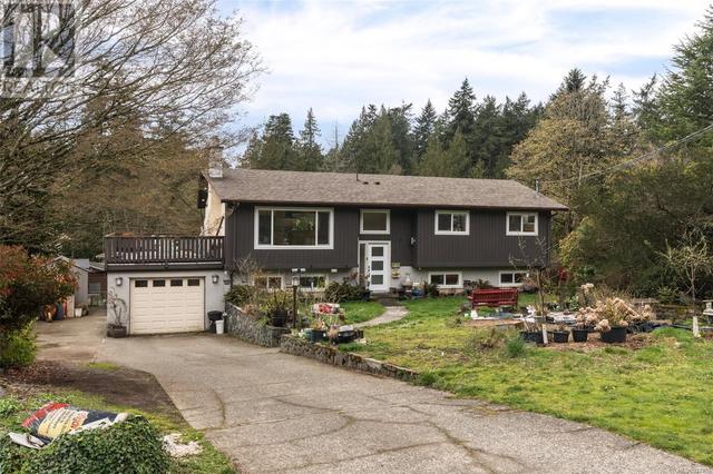 619 Sandra Pl, House detached with 5 bedrooms, 4 bathrooms and 5 parking in Langford BC | Image 1