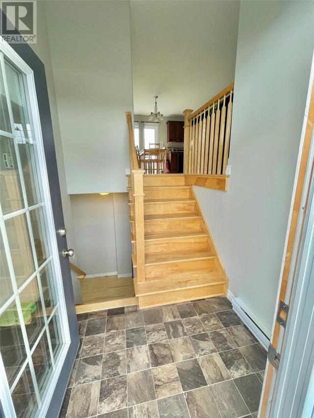 16 Clyde Avenue, House other with 5 bedrooms, 3 bathrooms and null parking in Clarenville NL | Image 5