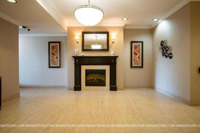 1605 - 250 Scarlett Rd, Condo with 2 bedrooms, 2 bathrooms and 1 parking in Toronto ON | Image 25