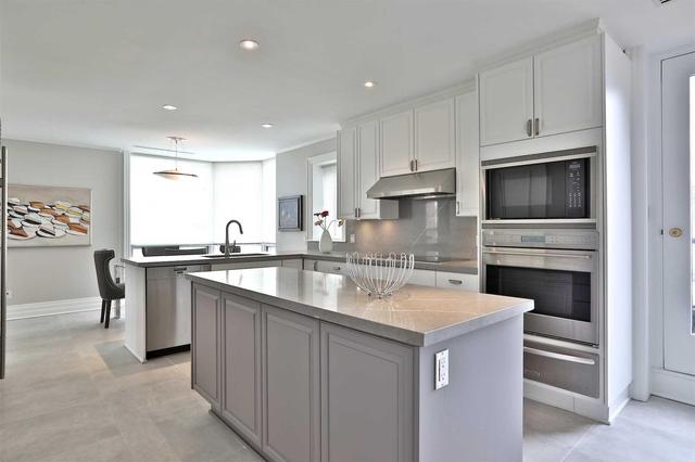 901 - 33 Jackes Ave, Condo with 3 bedrooms, 4 bathrooms and 2 parking in Toronto ON | Image 10