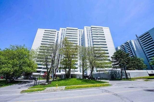 905 - 10 Parkway Forest Dr, Condo with 2 bedrooms, 1 bathrooms and 1 parking in Toronto ON | Image 1
