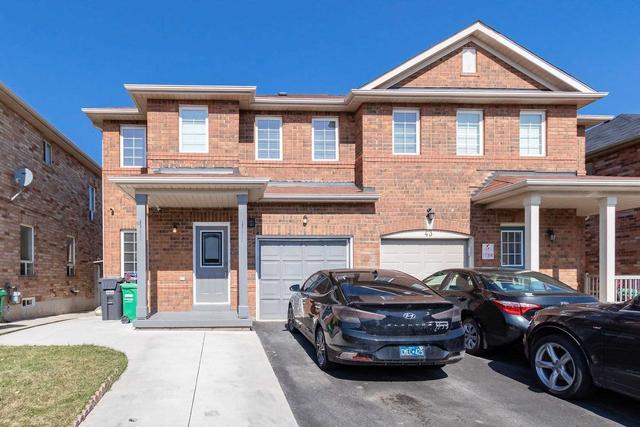 45 Commodore Dr, House semidetached with 4 bedrooms, 4 bathrooms and 4 parking in Brampton ON | Image 1