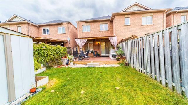 141 Checkerberry Cres, House attached with 3 bedrooms, 3 bathrooms and 4 parking in Brampton ON | Image 32