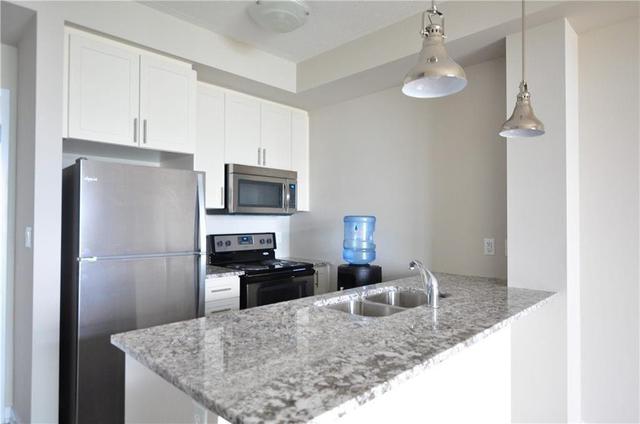 305 - 35 Southshore Cres, Condo with 1 bedrooms, 1 bathrooms and 1 parking in Hamilton ON | Image 11