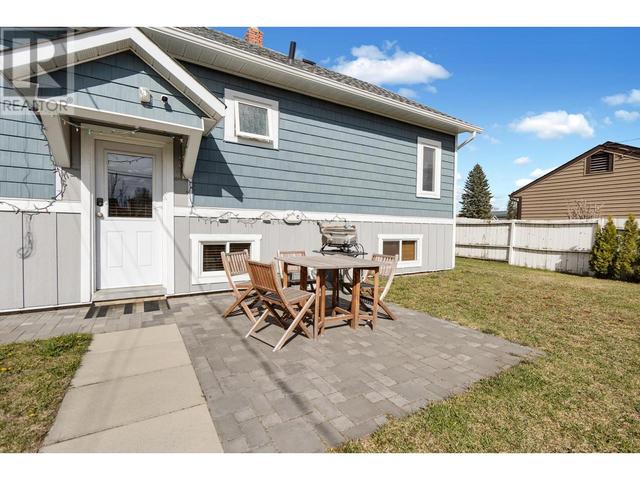 1725 9th Avenue, House detached with 2 bedrooms, 2 bathrooms and null parking in Prince George BC | Image 5