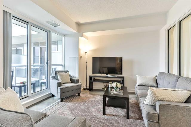 se#218 - 9199 Yonge St, Condo with 2 bedrooms, 2 bathrooms and 1 parking in Richmond Hill ON | Image 9