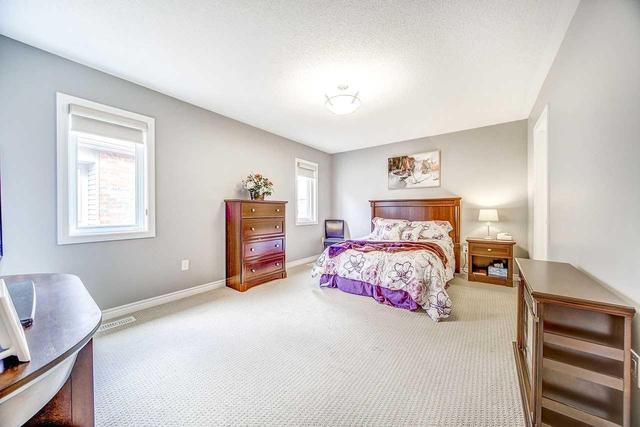 80 Gamble Dr, House detached with 4 bedrooms, 3 bathrooms and 4 parking in Ajax ON | Image 12