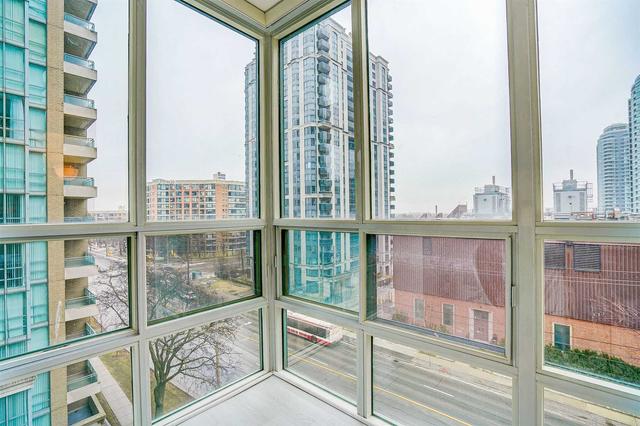 708 - 3 Pemberton Ave, Condo with 1 bedrooms, 1 bathrooms and 1 parking in Toronto ON | Image 27