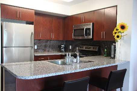 809 - 51 Lower Simcoe St, Condo with 2 bedrooms, 2 bathrooms and 1 parking in Toronto ON | Image 2