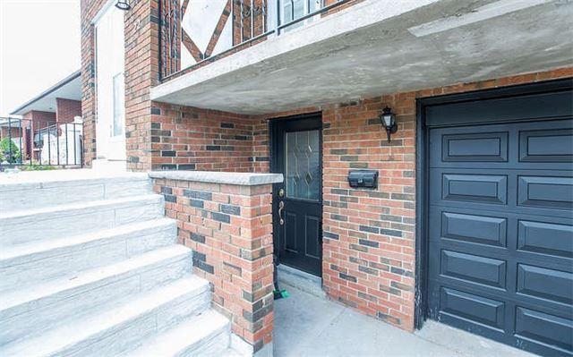22 Norbert Rd, House semidetached with 3 bedrooms, 3 bathrooms and 1 parking in Brampton ON | Image 3