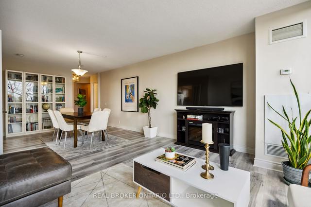 422 - 80 Harrison Garden Blvd, Condo with 2 bedrooms, 2 bathrooms and 2 parking in Toronto ON | Image 2