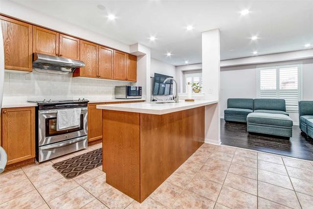 70 Cadillac Cres, House semidetached with 4 bedrooms, 4 bathrooms and 4 parking in Brampton ON | Image 38