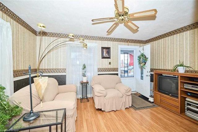 5886 Prospect St, House detached with 2 bedrooms, 2 bathrooms and 2 parking in Niagara Falls ON | Image 15