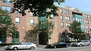 312 - 185 Robinson St, Condo with 2 bedrooms, 2 bathrooms and null parking in Oakville ON | Image 2