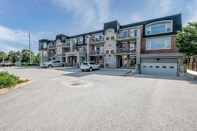 203 - 10 Ashton Rd, Condo with 3 bedrooms, 2 bathrooms and 2 parking in Newmarket ON | Image 12