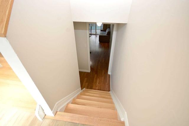 71 Carleton Pl, Townhouse with 3 bedrooms, 2 bathrooms and 2 parking in Brampton ON | Image 22