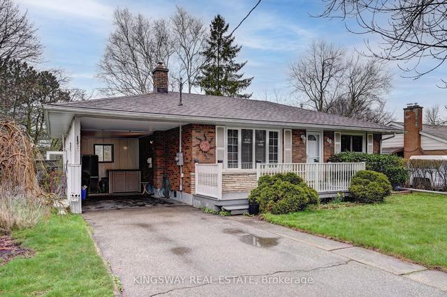 48 Renwick Ave, House detached with 2 bedrooms, 2 bathrooms and 4 parking in Cambridge ON | Image 12