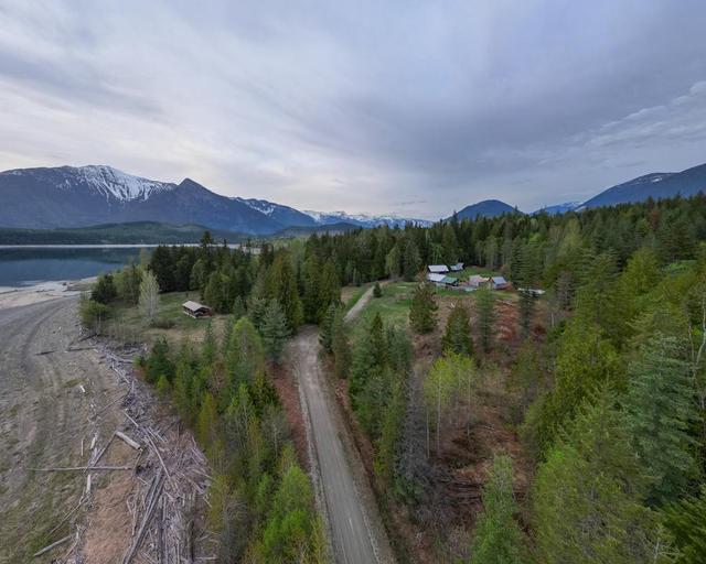 589 Sagacious Road, House detached with 2 bedrooms, 1 bathrooms and null parking in Columbia Shuswap B BC | Image 82