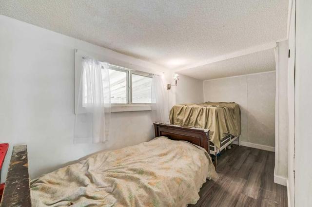 29 - 3223 83 Street Nw, Home with 3 bedrooms, 1 bathrooms and 3 parking in Calgary AB | Image 8
