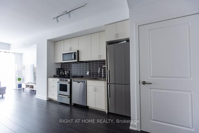 330 - 2799 Kingston Rd, Condo with 1 bedrooms, 1 bathrooms and 1 parking in Toronto ON | Image 6