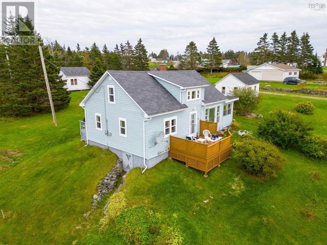 27 Sunset Drive, House detached with 3 bedrooms, 1 bathrooms and null parking in Halifax NS | Image 1